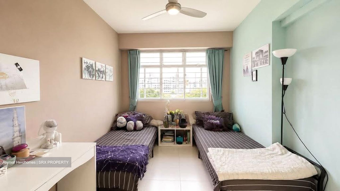 Blk 426A Floral Spring @ Yishun (Yishun), HDB 4 Rooms #608609501
